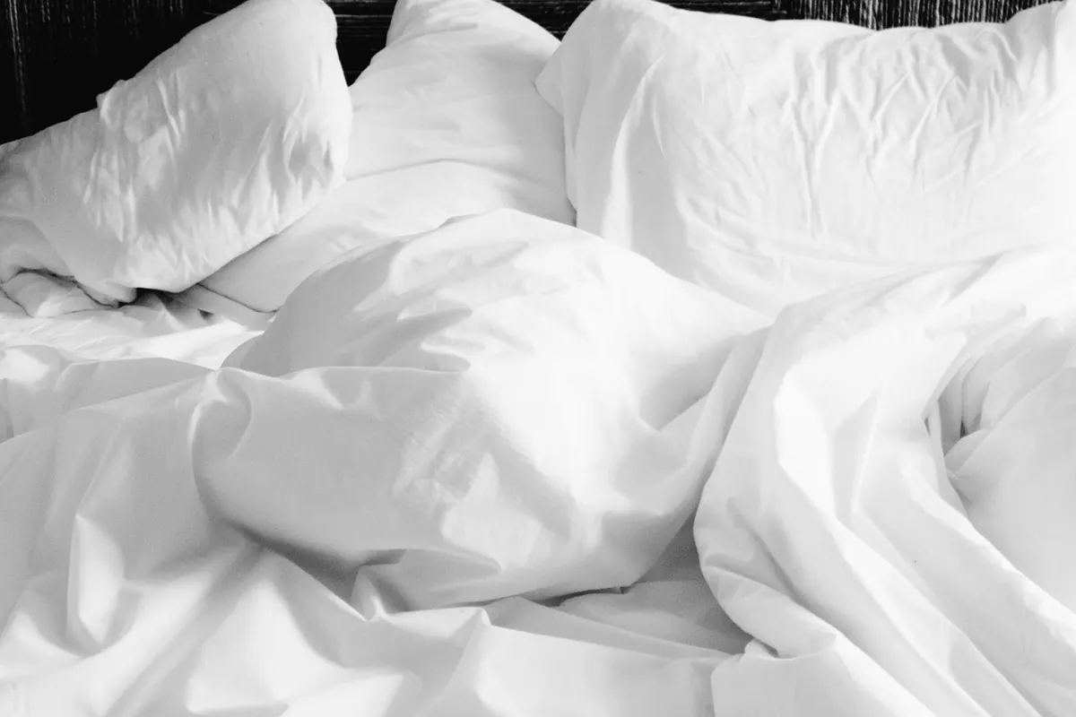 The Linen Bedding Checklist for a Cooler Night's Sleep
