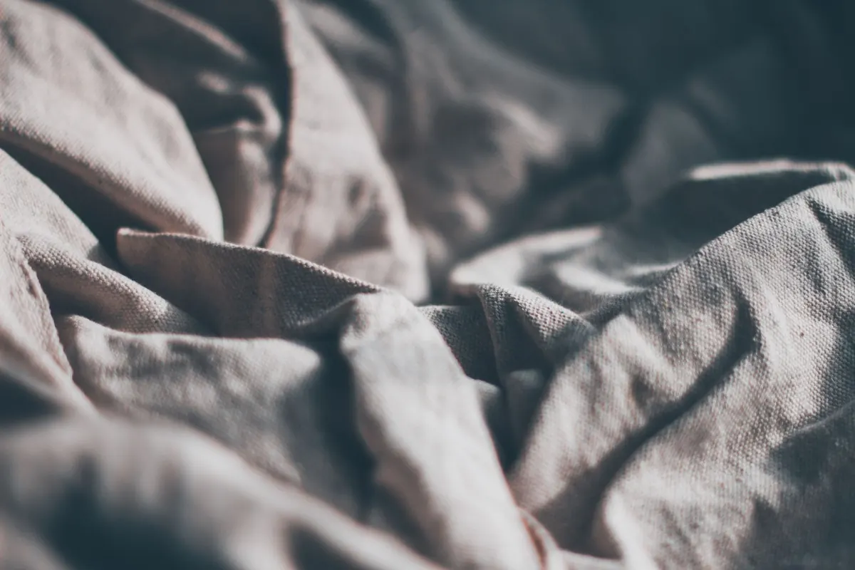 What Is Stonewashed Linen? A Beginner's Guide to Softened Weaves